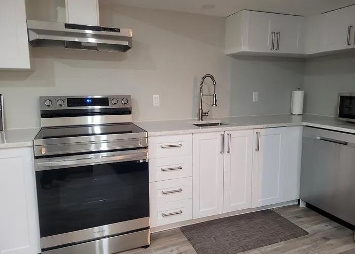 Boardwalk Homes - Executive Townhomes